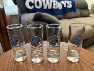 Dallas Cowboys tall shot glasses