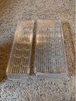 2 egg carton holders (gently used)