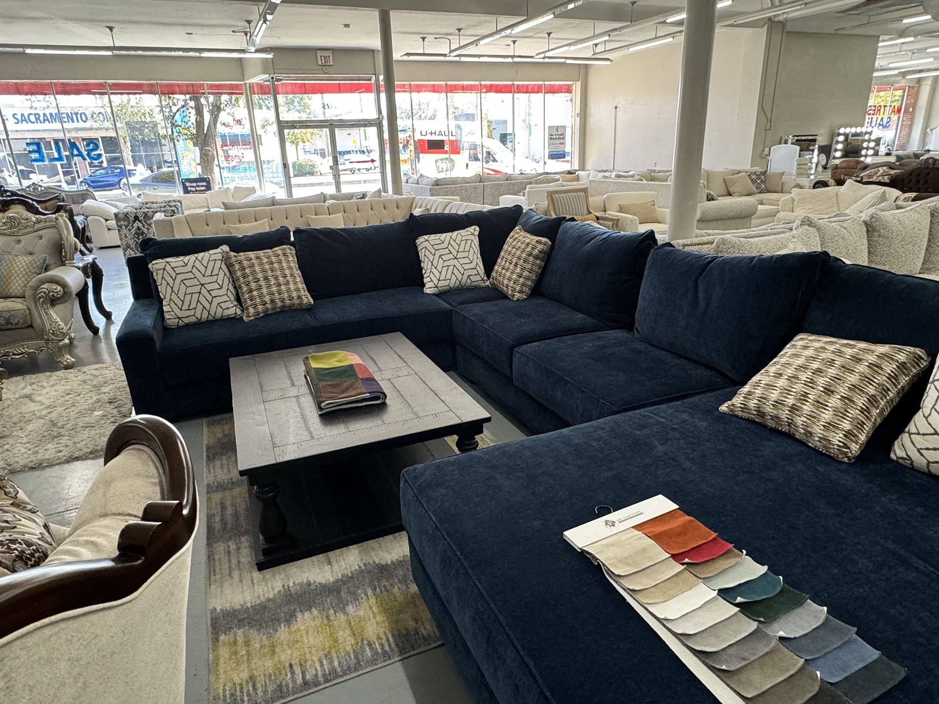 Sectionals ,chaise,livingroom Sets