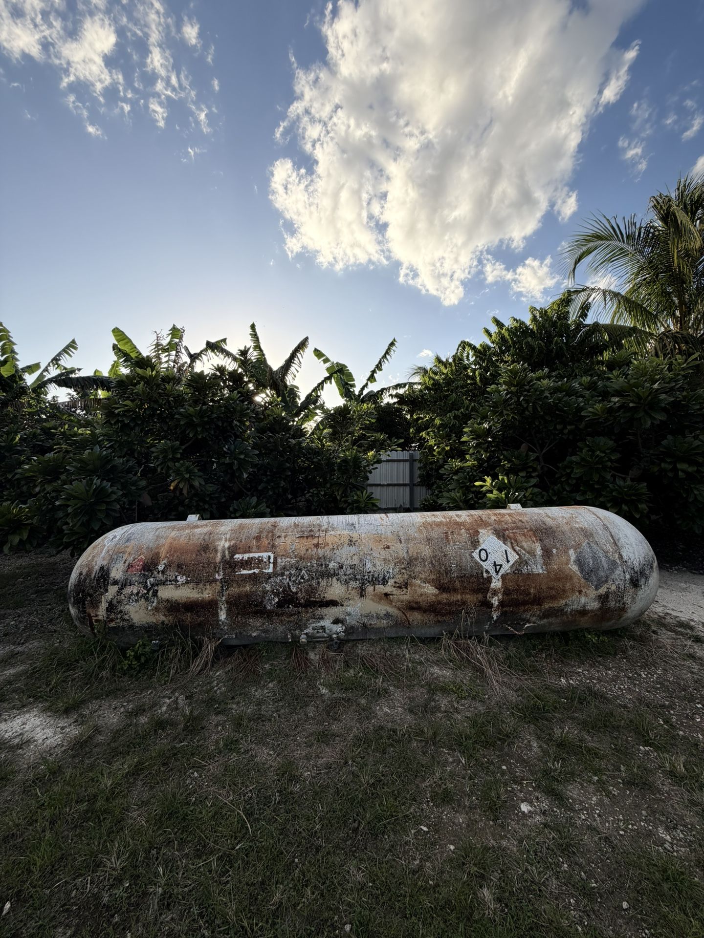 Propane Tank 1000 Gallons