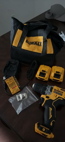 New DeWALT Drill / Nuevo DeWALT Taladro