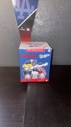 Hello kitty Dodgers Blind Box