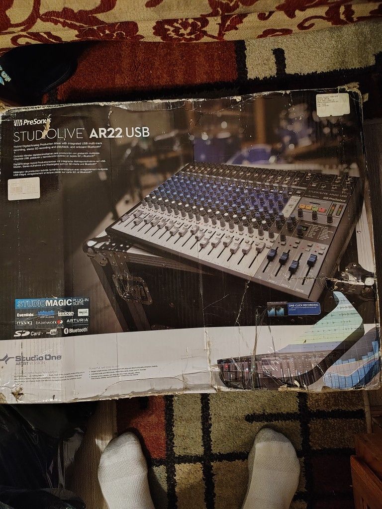 Bluetooth Compatible Studio Sound Board