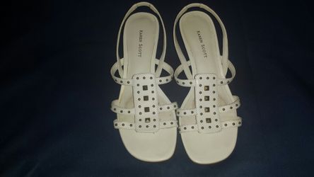 KAREN SCOTT strap heels