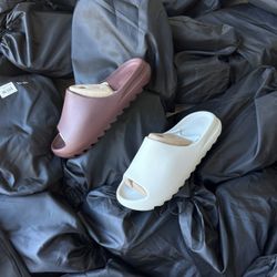 Yeezy Slides