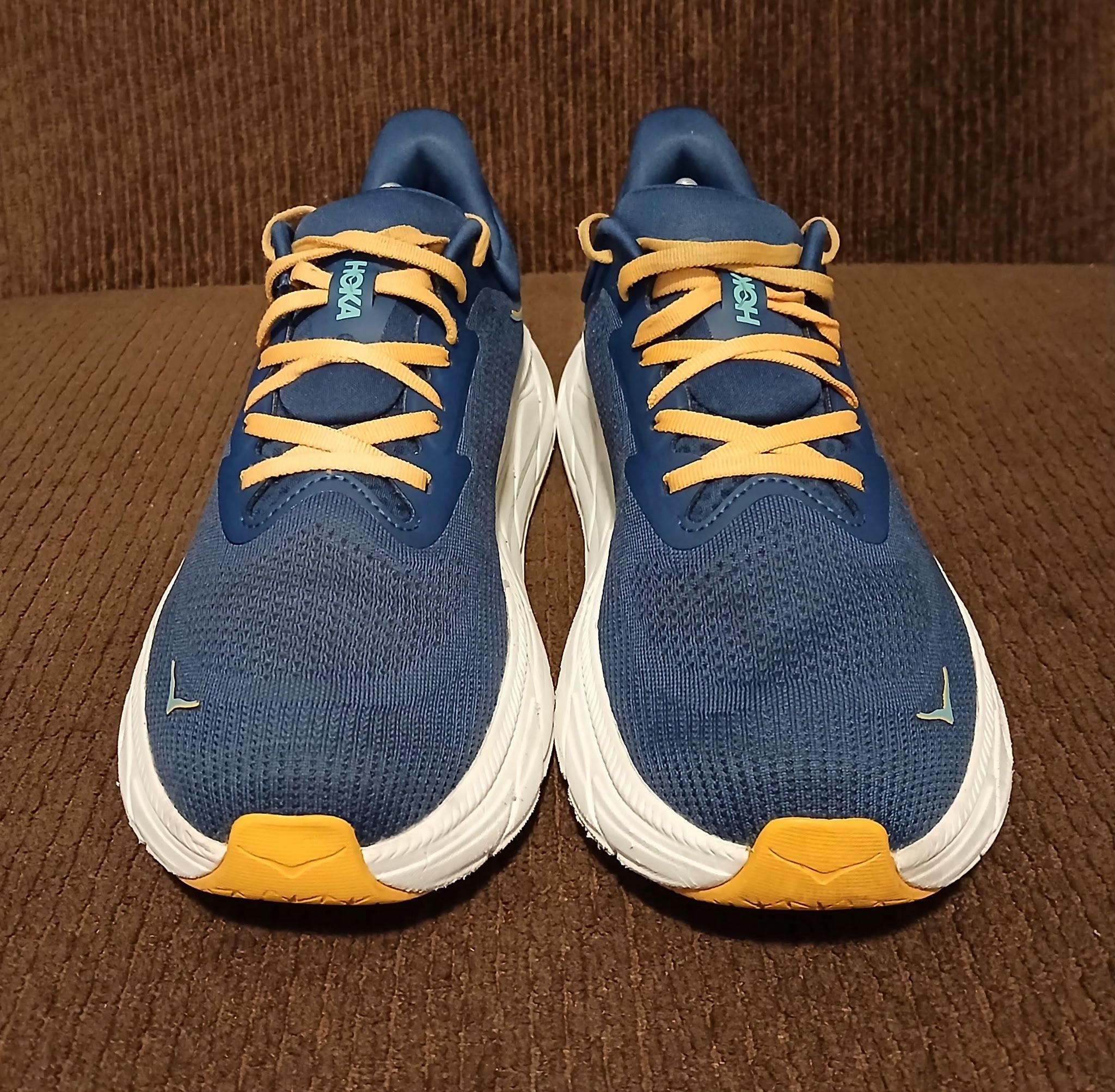Hoka One One Arahi 7 Running Shoe Men's sz 11.5