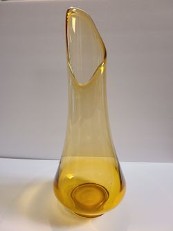 Vintage LE Smith Smoothie Swung Glass Vase 16.5” Tall Amber Fat Bottom Base MCM Vintage