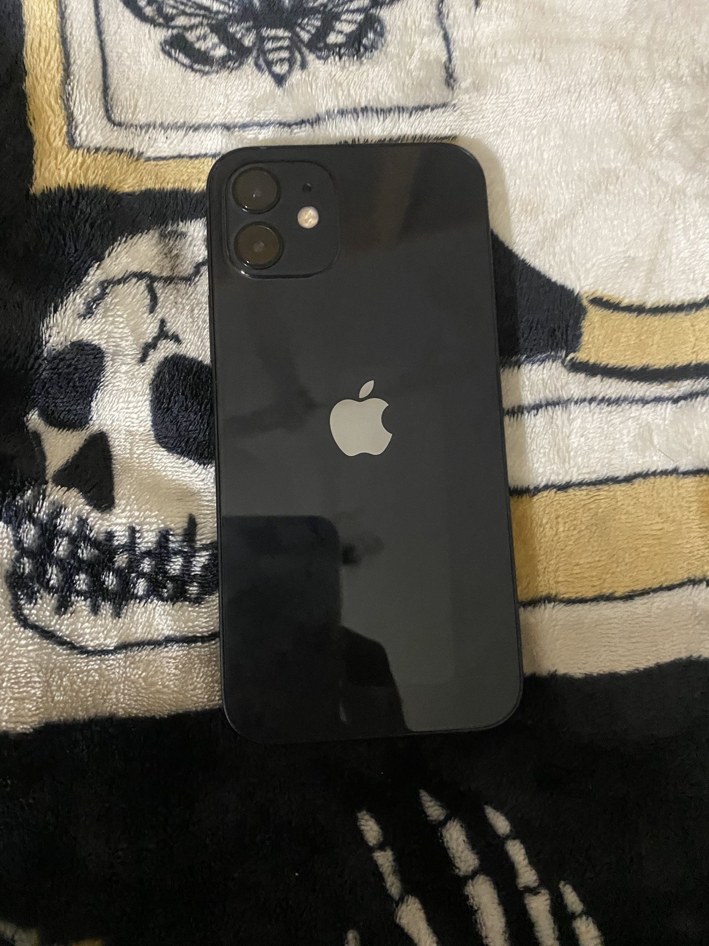 iPhone 12