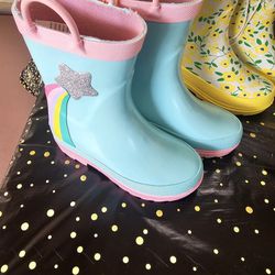 Rain Boots GIRLS size 7/8 New..to Cute $6 EACH 