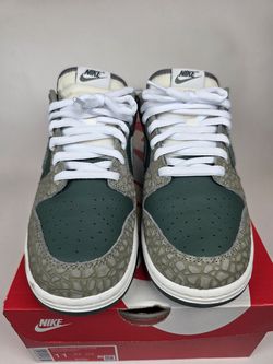 Nike Dunk Low PRM Urban Landscape 2.0 Mens 11 Green Dark Stucco HF4878-053 Box