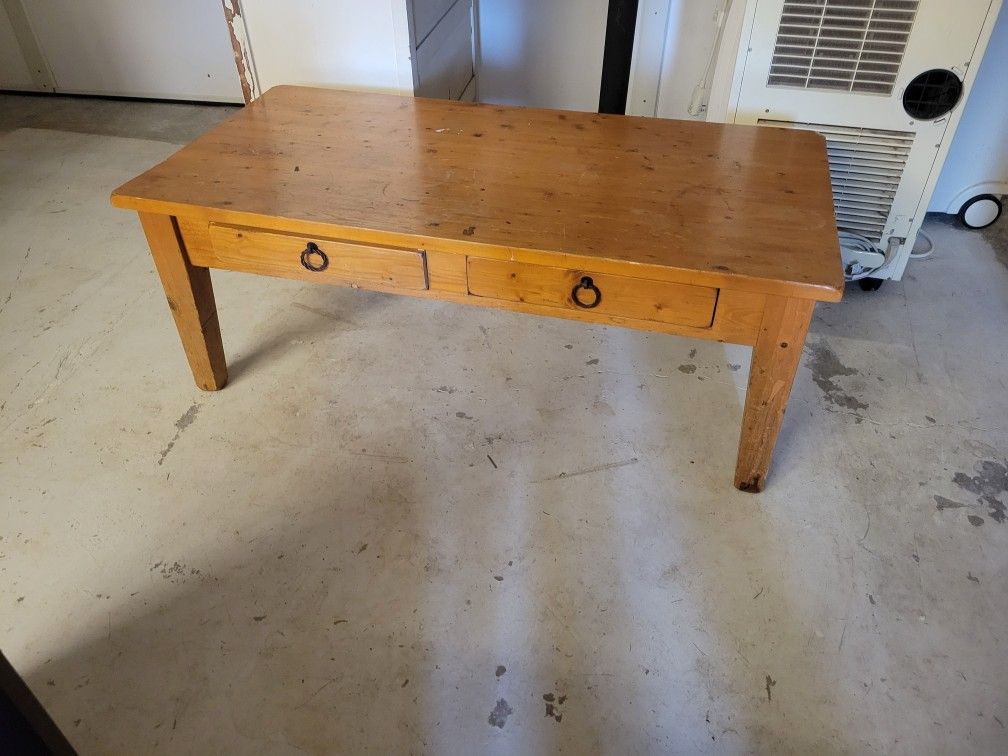 Free Coffee Table