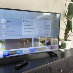 Samsung 43” Smart TV (Model UN43NU6950B)