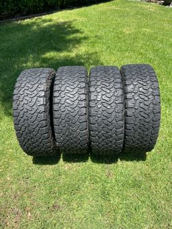 BFGOODRICH ALL-TERRAIN 275/60r20 tires/ llantas (LIKE NEW/ CÓMO NUEVAS)