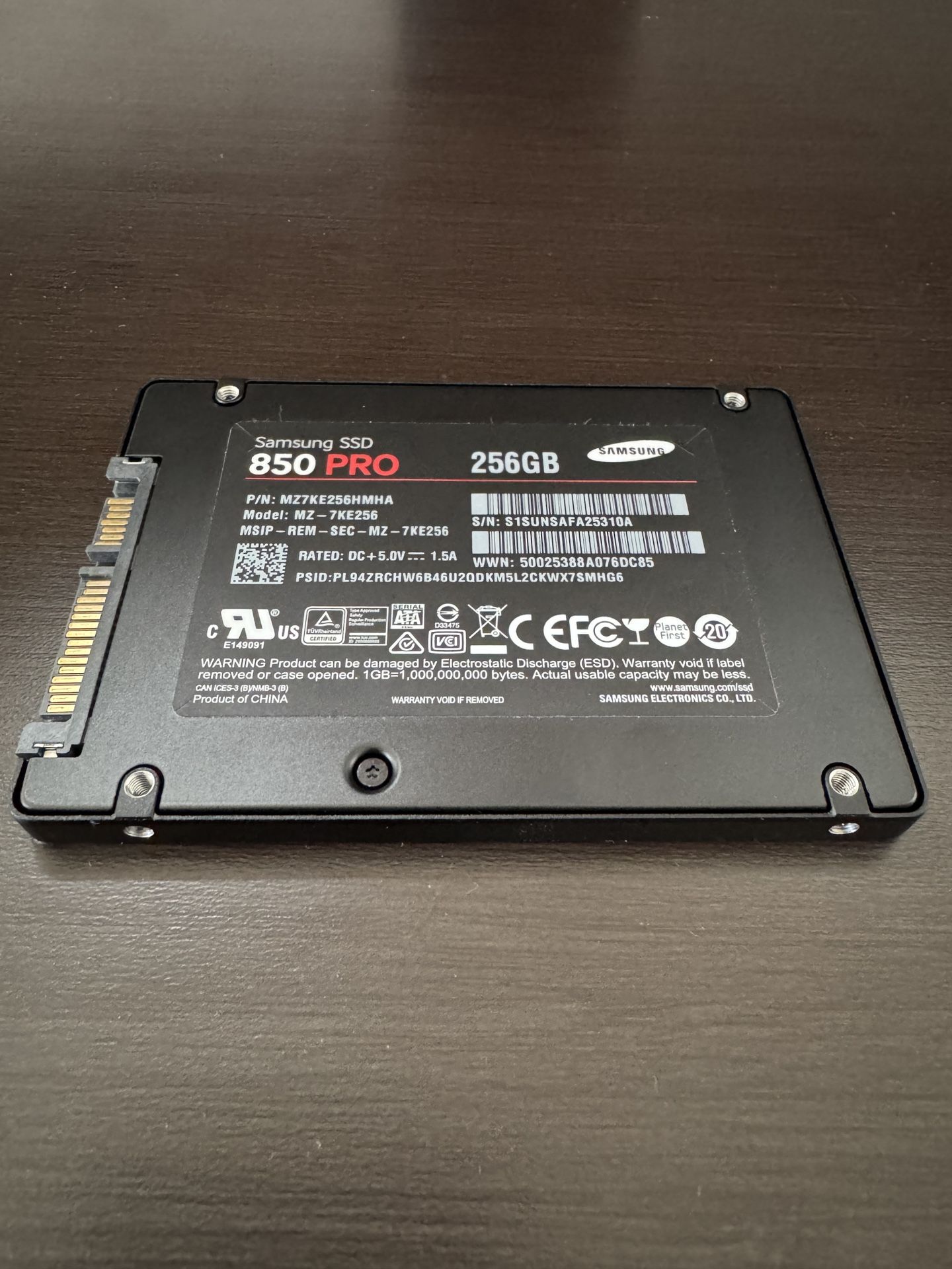 Samsung 850 PRO - 256GB - SATA SSD