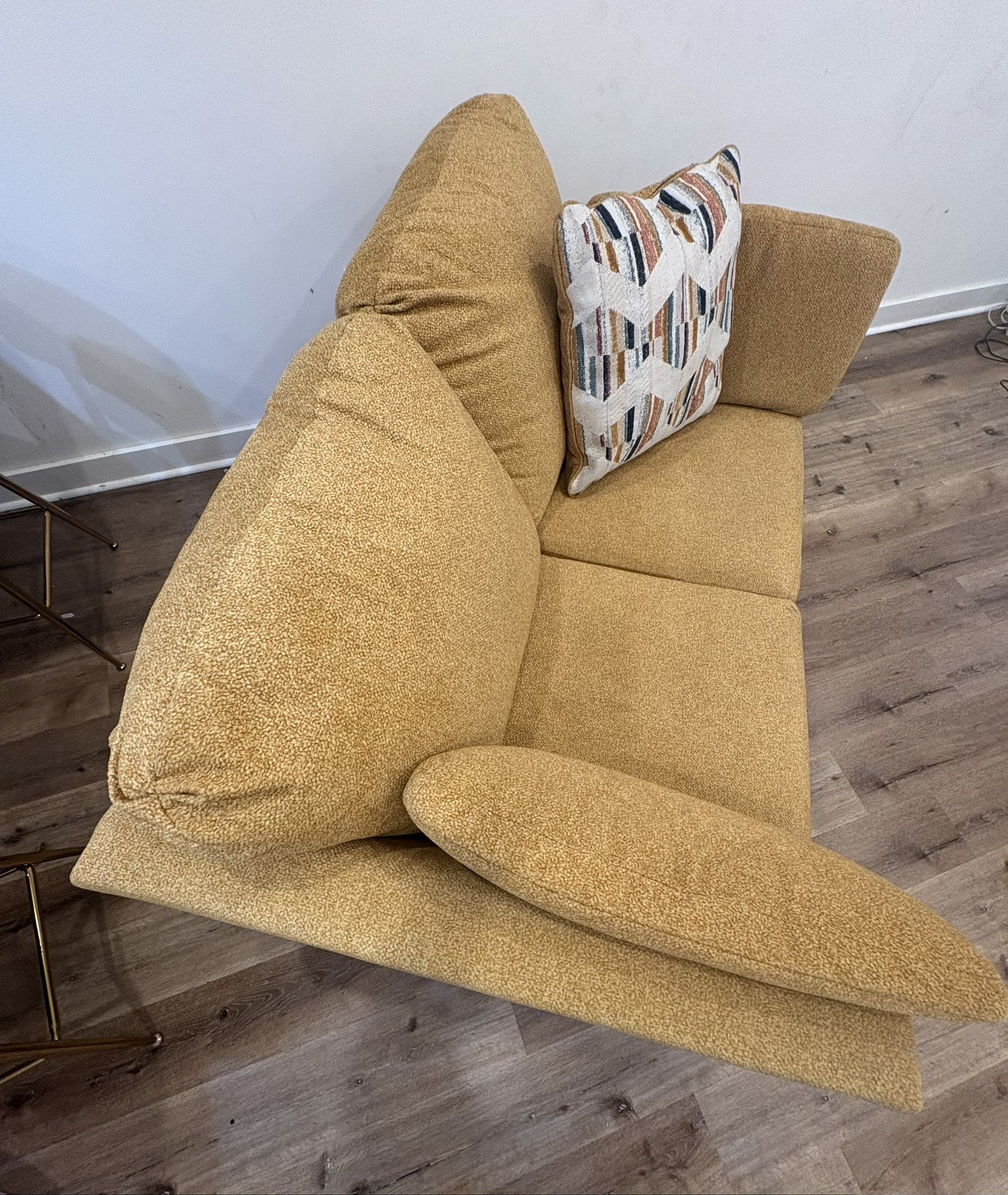 3-Piece Couch Set – Must Go!