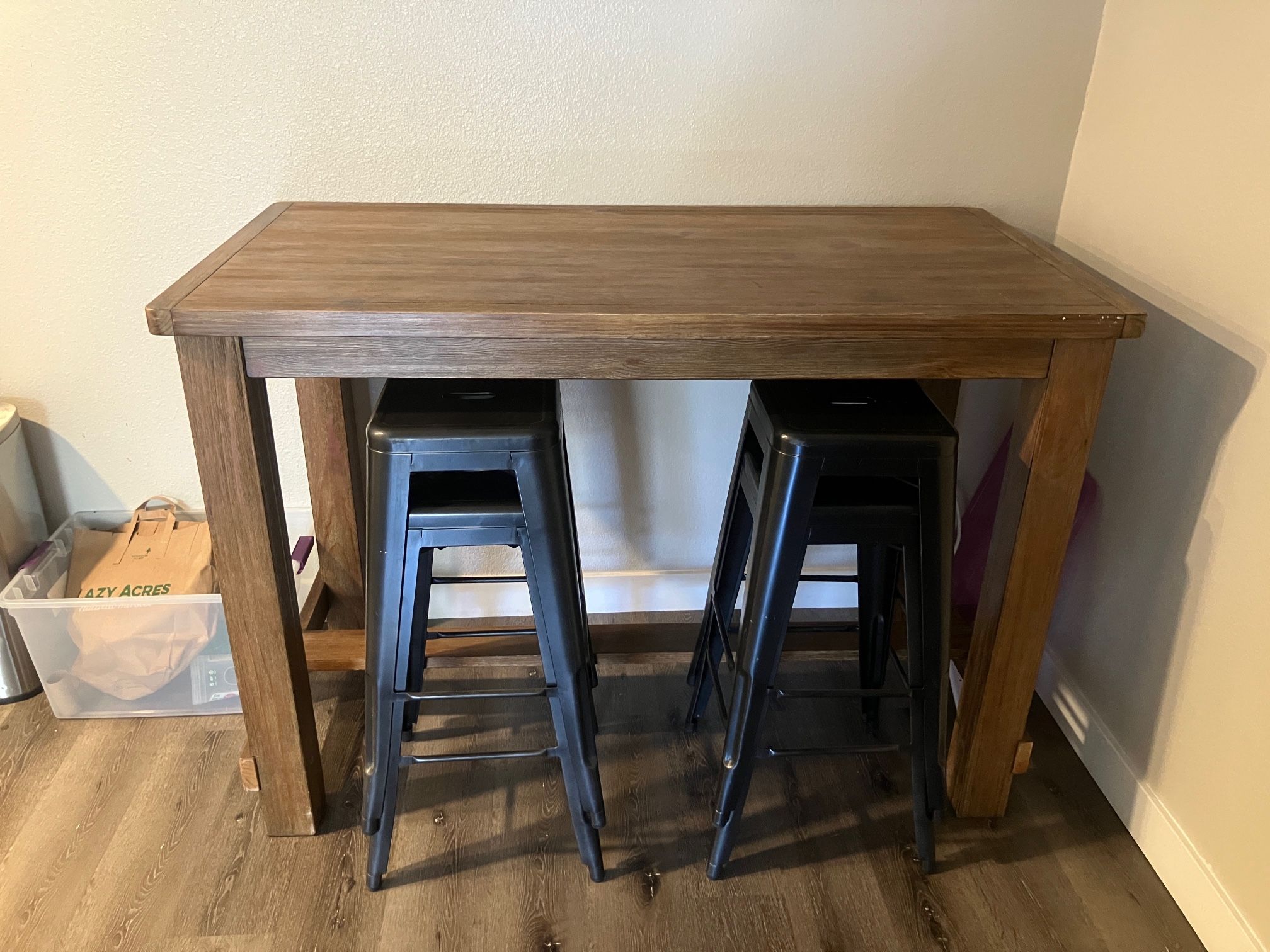 Dining Room Table And Chairs