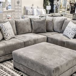 Ottoman/matching sectionals/ same day delivery