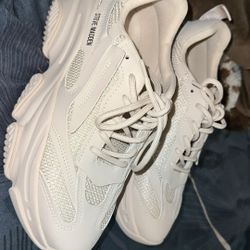 Steve Madison Sneakers Size 9 for Sale in Williamsport MD OfferUp