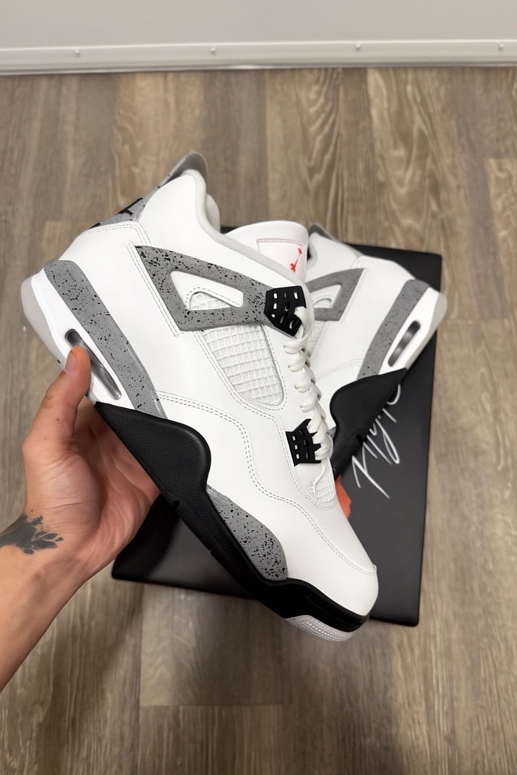 Jordan 4 Cement White Size 11
