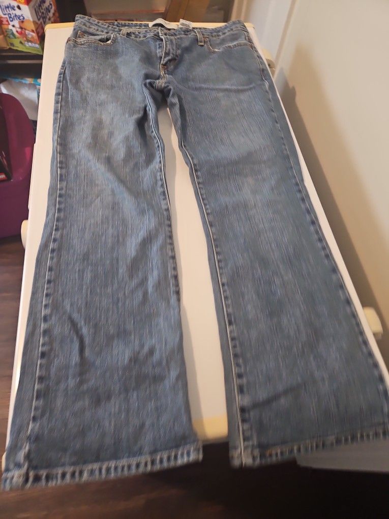 Levi 515 LIKE NEW Boot Cut Jeans SZ 14M