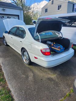 Infiniti car low miles needs fuel pump and tires
