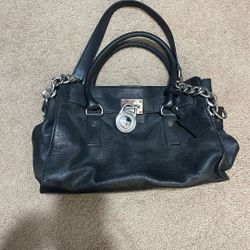 Micheal Kors Purse 