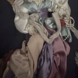 Angels hanging wall art