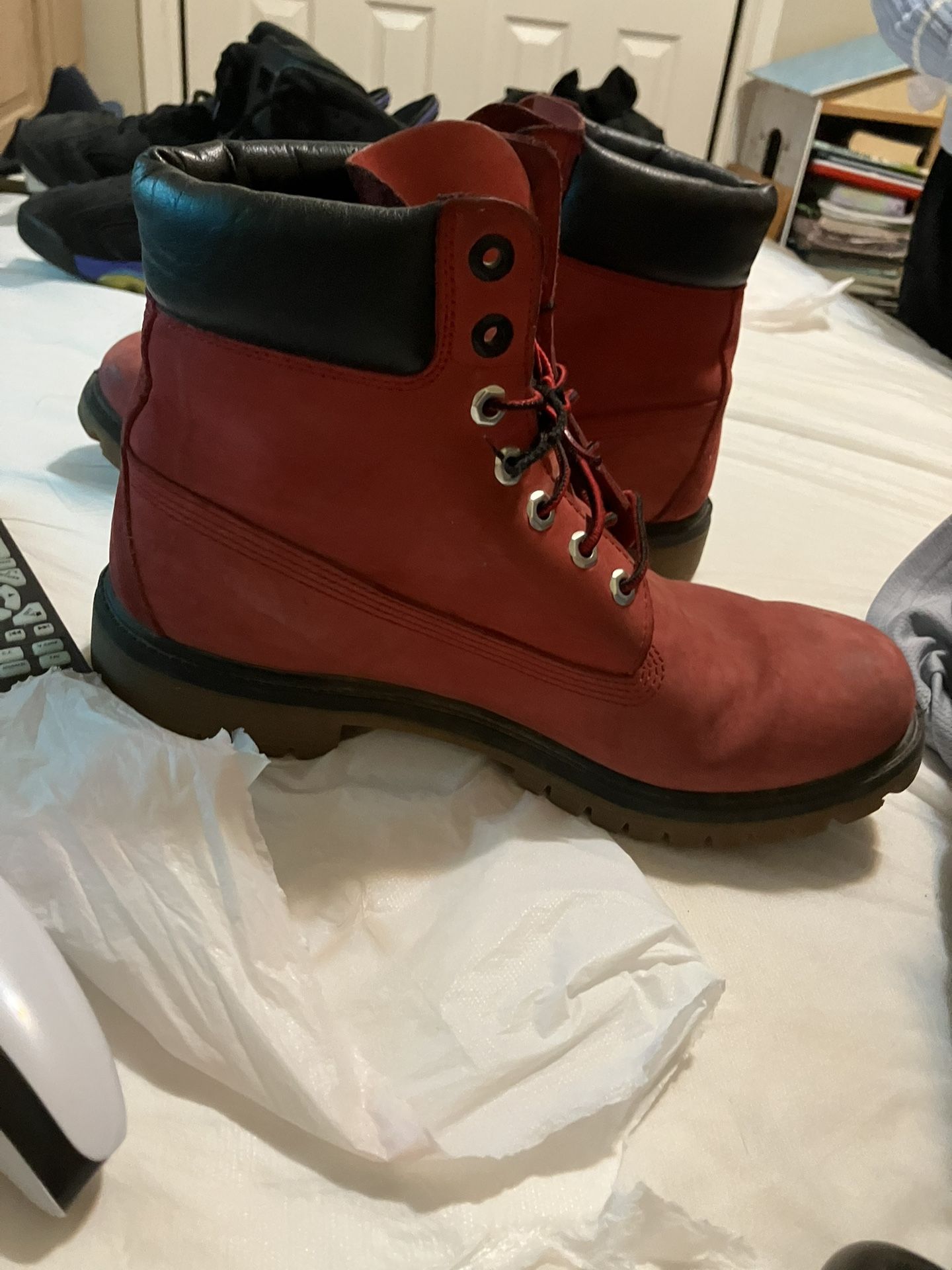 Timberland 6-inch Premium Boots in the Chicago Bulls colorway 10.5