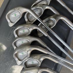 PING ZING GOLF SET ( 9 Irons, 3-9 Pls Sand/ Pitching wedge! Mint Condition