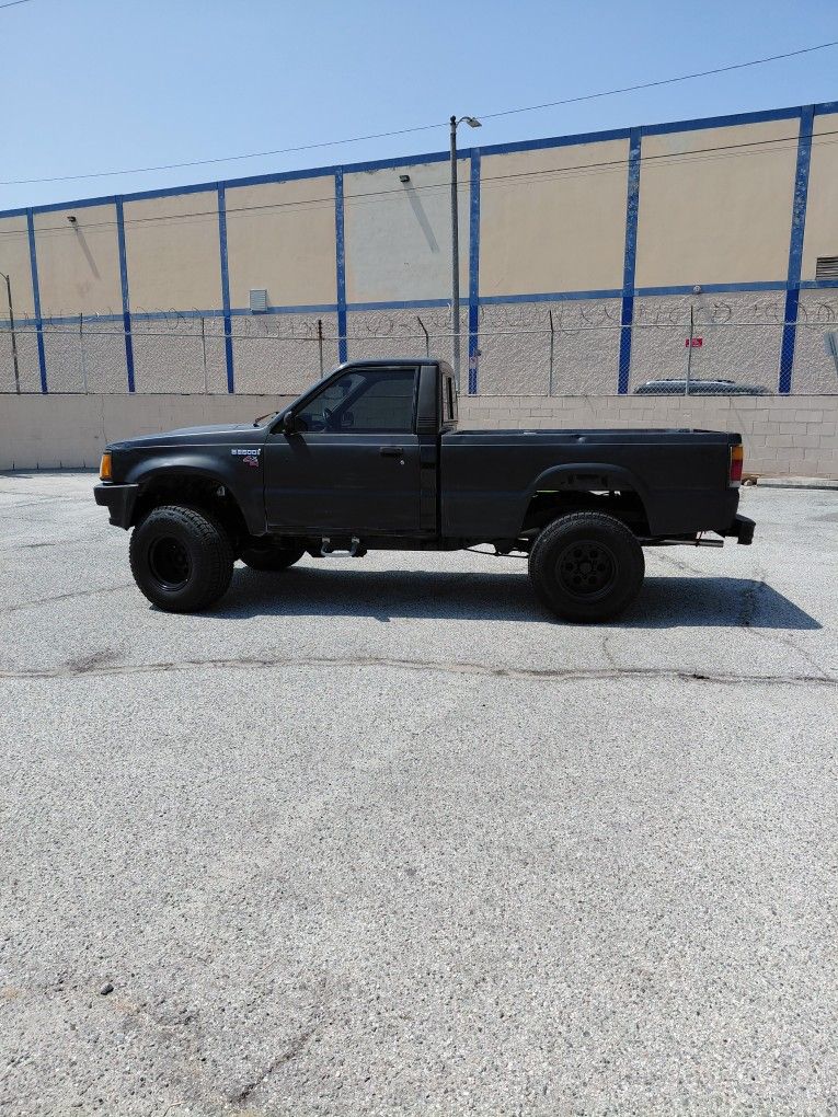 Mazda B2600i 4x4