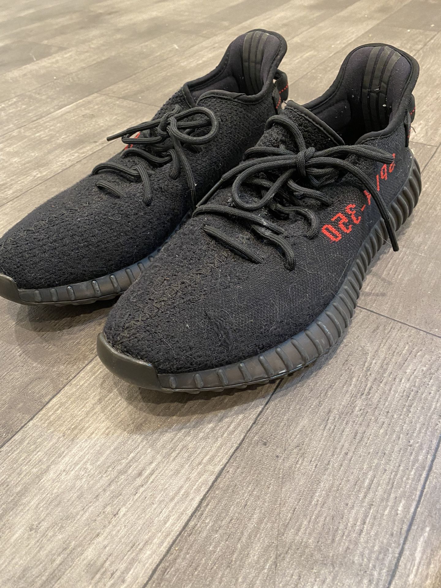 adidas Yeezy Boost 350 V2 Black Red (2017/2020)