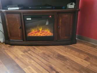 Muable Para La TV 📺 Con Chiminea Electrica Semi Nueva