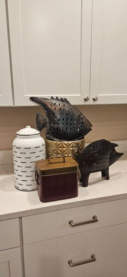 Metal ome Decor Bundle – 5 Pieces