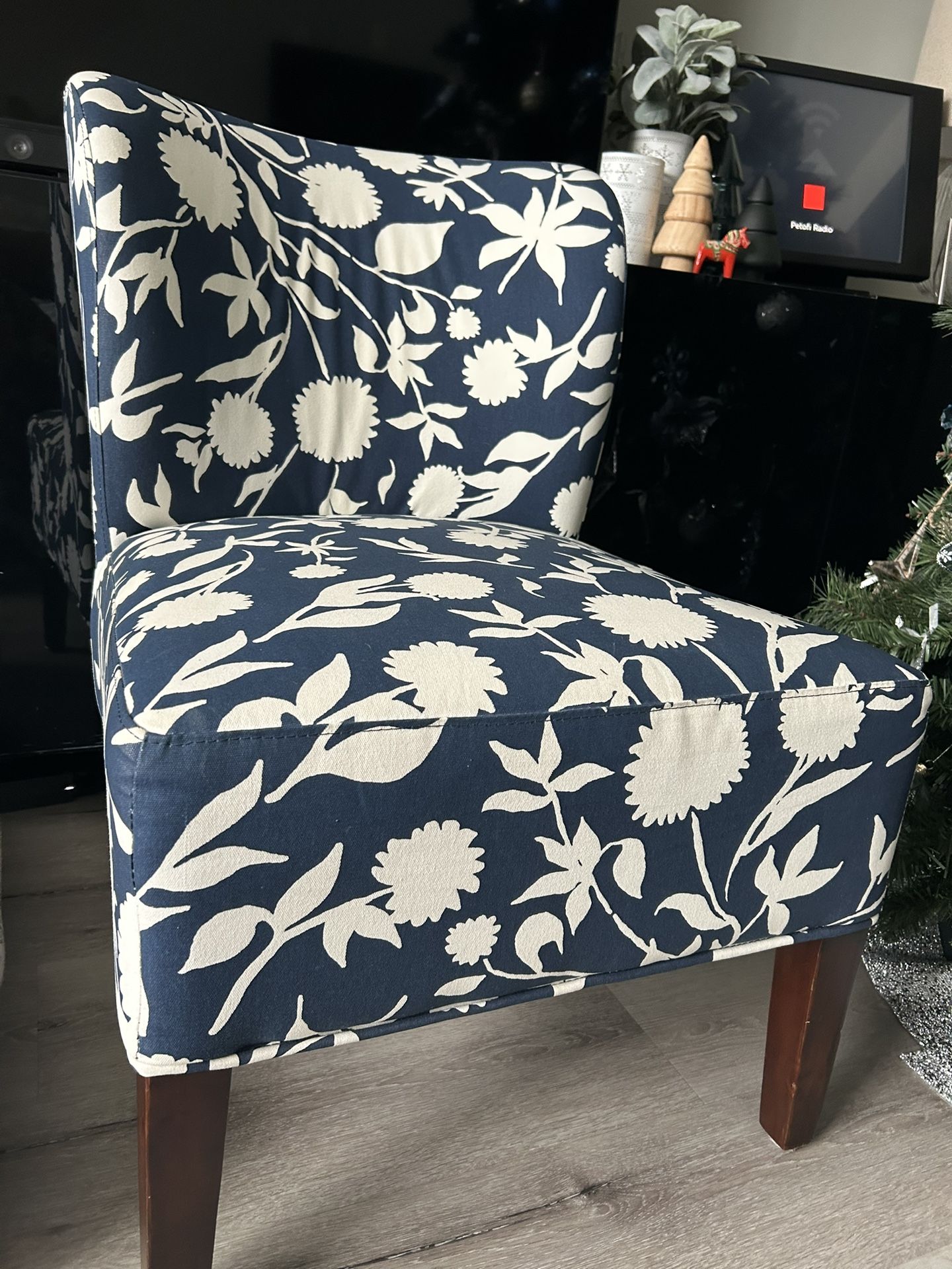 Accent Chair