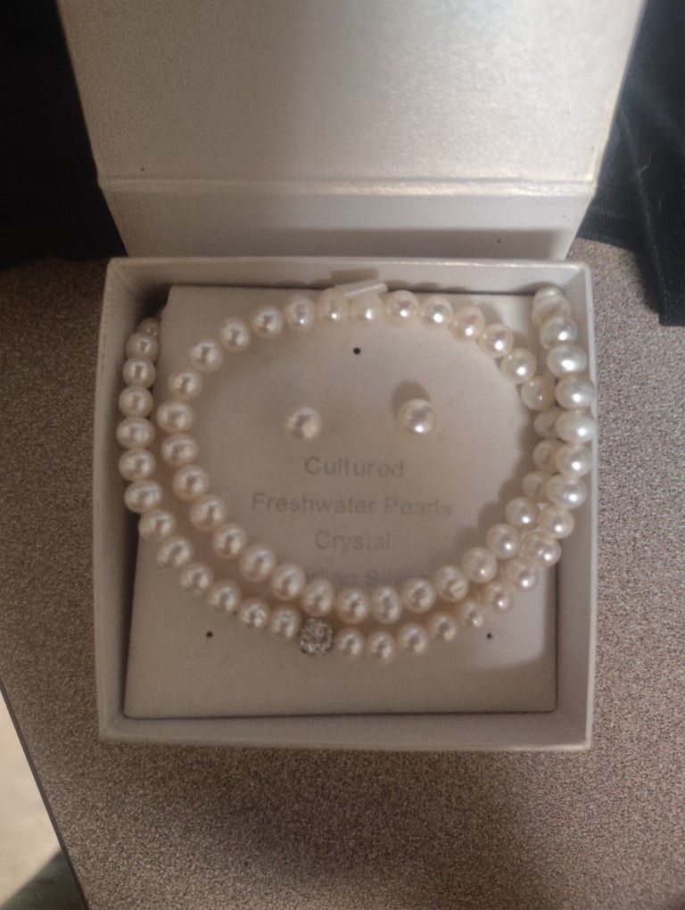 Real Pearl Set