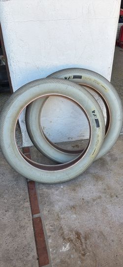 Super 73 Light Gray TRPR Vee Rubber Tires
