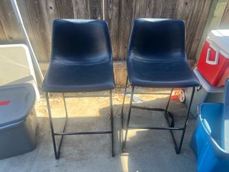 Walker Edison black bar stools