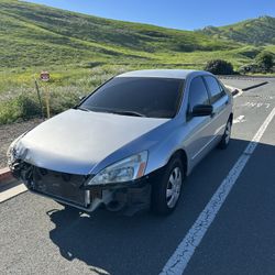 2003 Honda Accord DX 