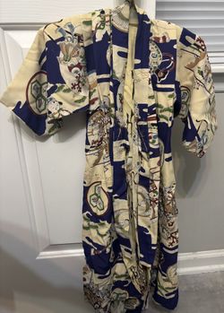 Vintage Japanese Kimono From Kyoto, Japan. WWII Era. Child Sized (SEE DESCRIPTION for Measurements)