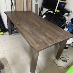 Dining Table - Wood - 5.5ft x 3ft