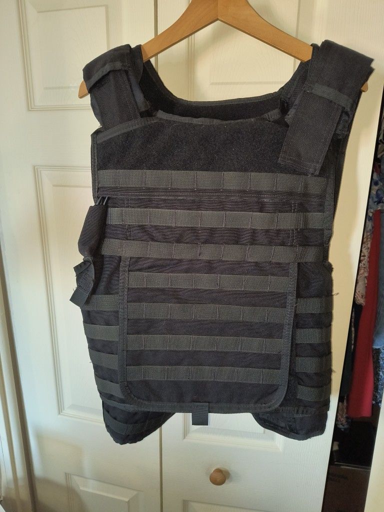 MSA Paraclete Tactical Black Vest