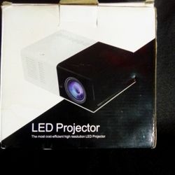 Brand New Kes Mini Projector