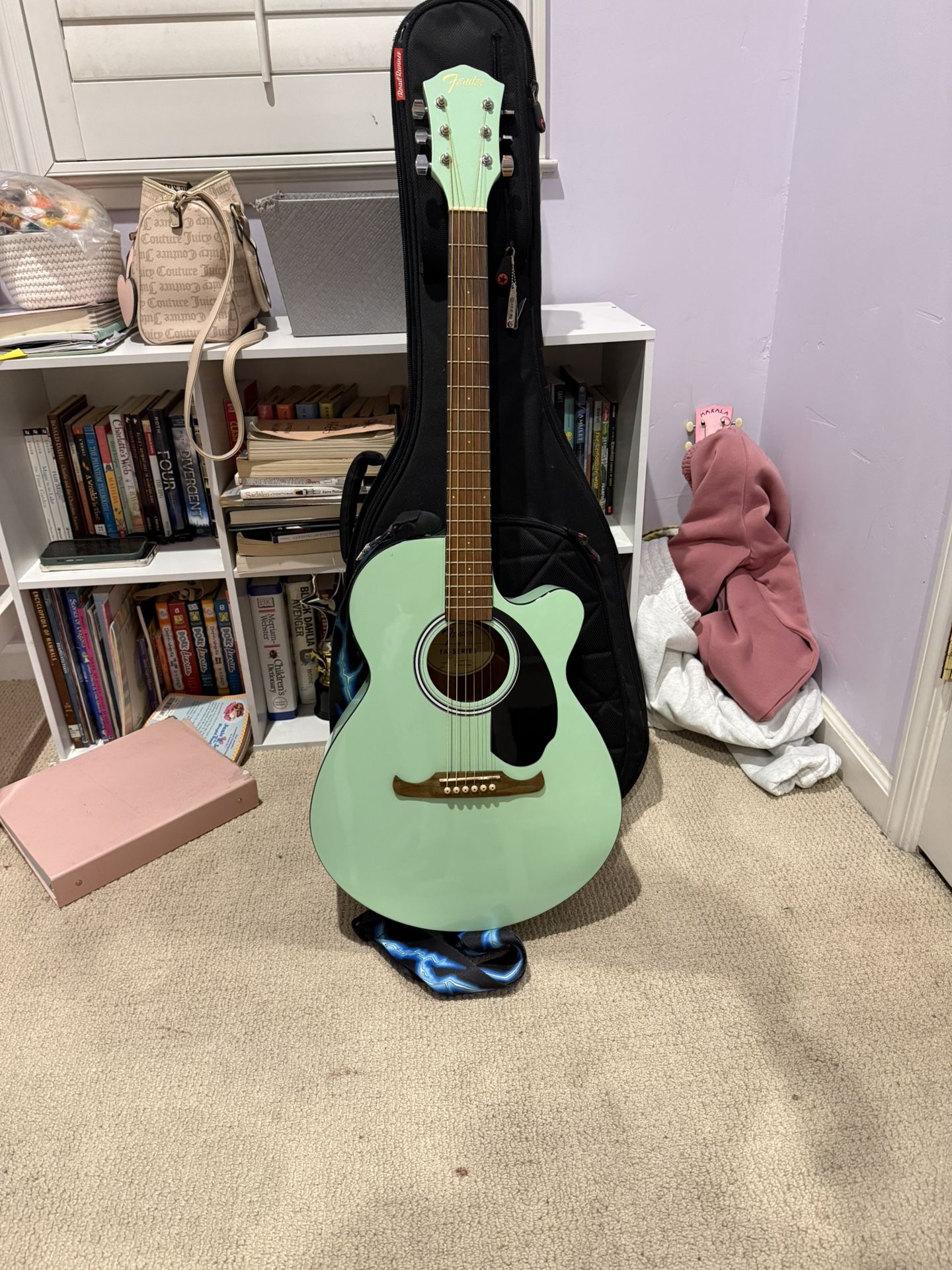Fender Limited Edition Acoustic Electric Turqoiuse Guitar