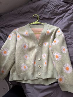 Daisy Print Knit Cardigan Sweater