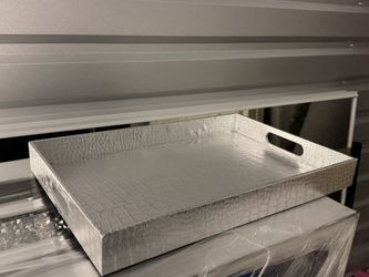 17.5"x12" Silver Glossy Crocodile Faux Leather Serving Tray Beautiful Modern Elegant Decorative Tray with Handles Ottoman Coffee Table Ottoman Perfume