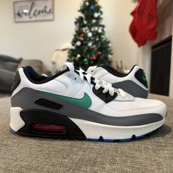 Youth Or Women’s Nike Air Max 90 Leather White/Stadium Green 