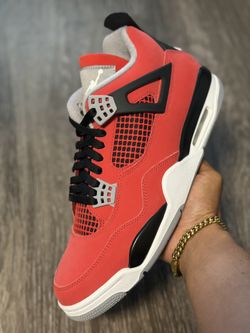 Air Jordan 4 Toro Size 11