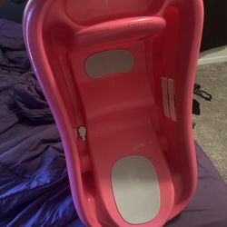 Basic Pink Baby Bathtub 