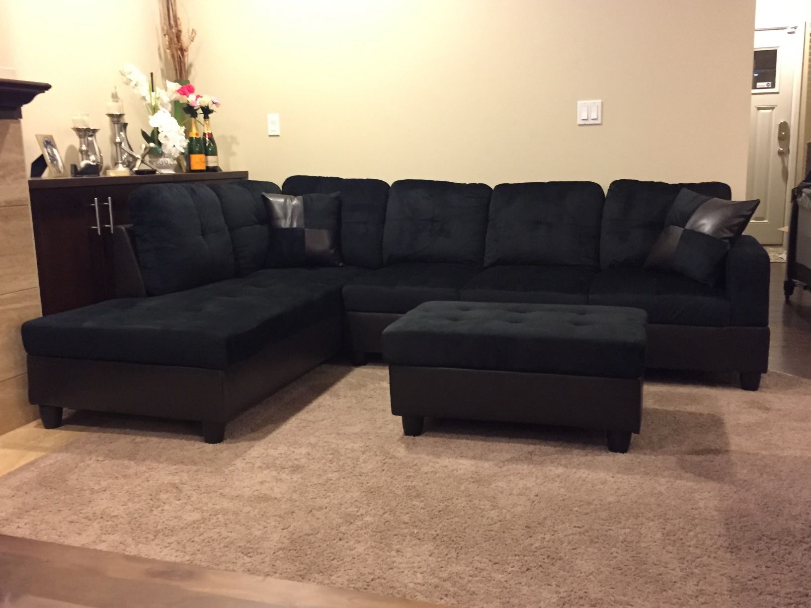 Black Microfiber Sectional Couch