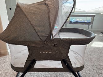 Baby Delight Slumber Deluxe Rocking Bassinet - Charcoal Tweed